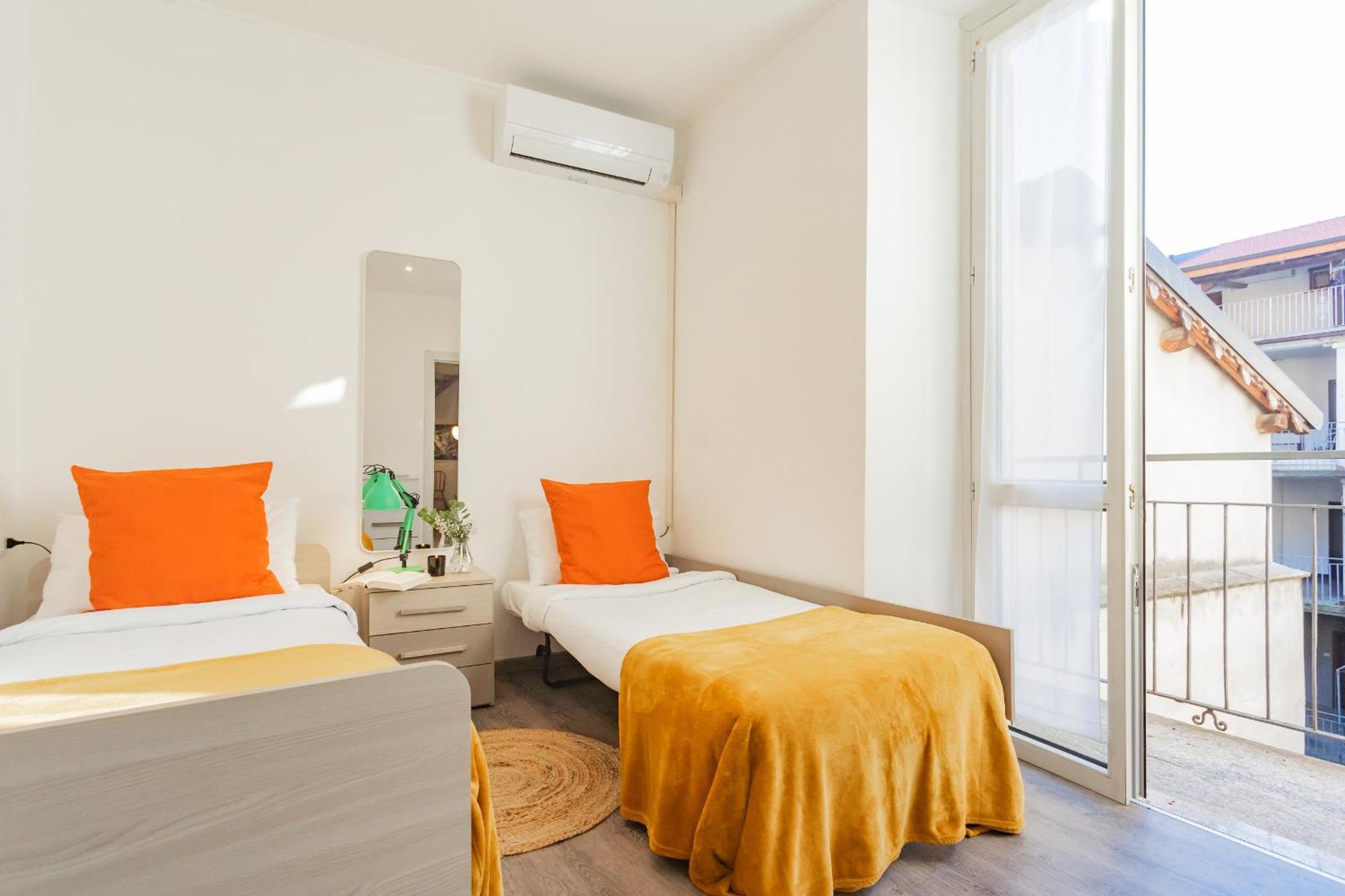 La Casa Di Nino By Rent All Como Dış mekan fotoğraf